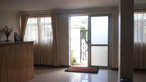 Westcliff Hotel