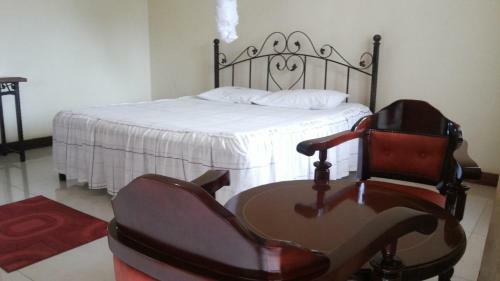Lillian Towers Hotel