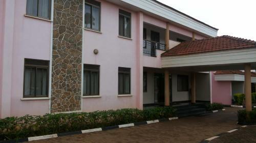 Lillian Towers Hotel