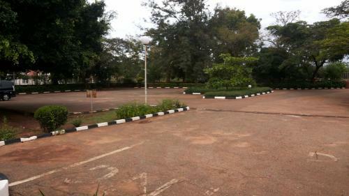 St Lira Hotel