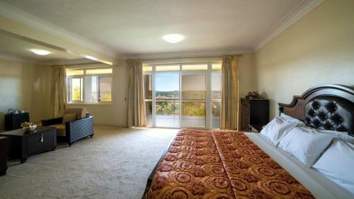 Hostal Room In Bb - Trendy Executive Suites In Masaka 2