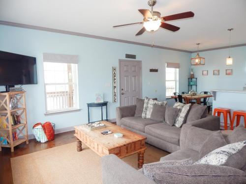 068 Seacasa Home