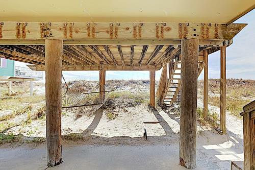 Beachside ?daydream Hideaway? W/ Vast Gulf Views Home