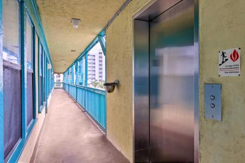 Apartamento Gulf Shores Getaway With Pool And Beach Access