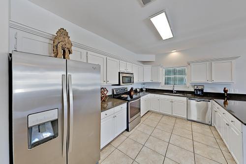 1387 W Lagoon Ave Home