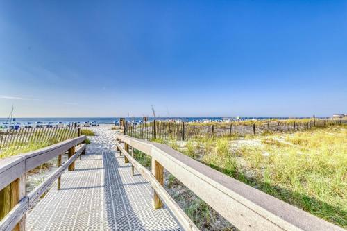 Lighthouse Condominiums III