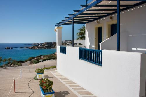 Aparthotel B & N Melas Studios
