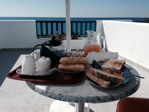 Apartamentos Ardani Bay Studios