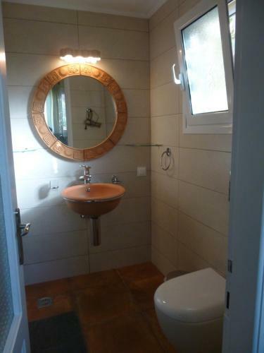 Athina Apartments