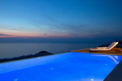 Pantheon Villas