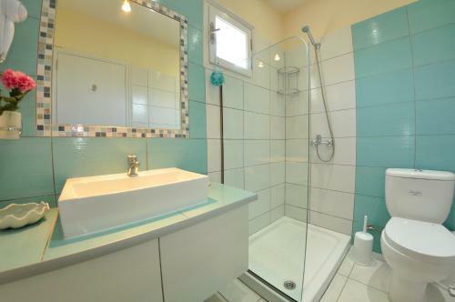 Alex Studios & Apartments