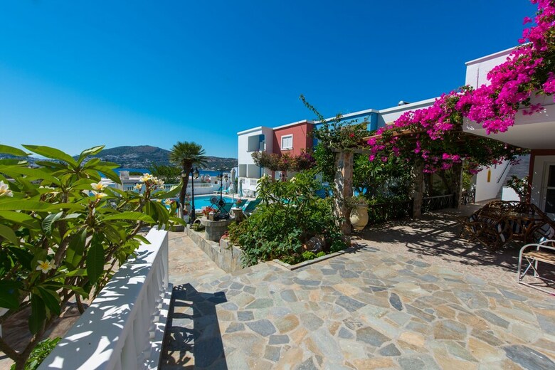 Aparthotel Saraya Resort