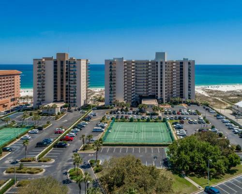 Spectacular Views From 7th Floor For This 1 Bedroom Sleeps 6