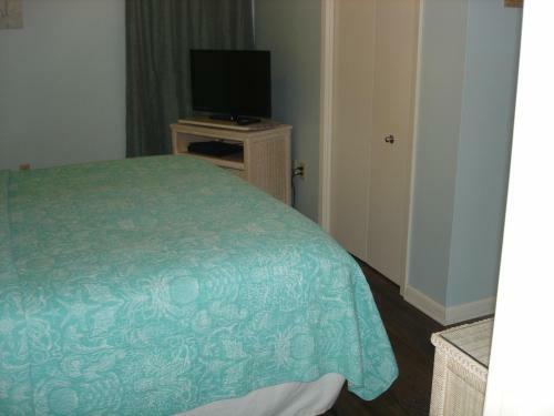 Spectacular Views From 7th Floor For This 1 Bedroom Sleeps 6