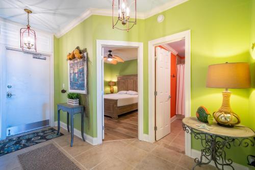 The Moorings Unit 517