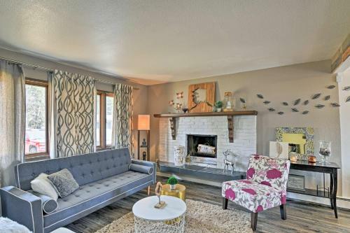 Charming Anchorage Townhome With Furnished Patio!