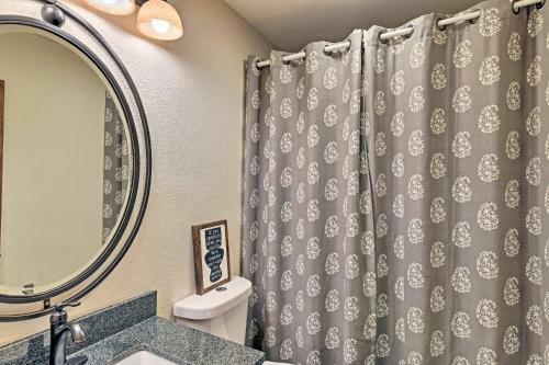 Charming Anchorage Townhome With Furnished Patio!