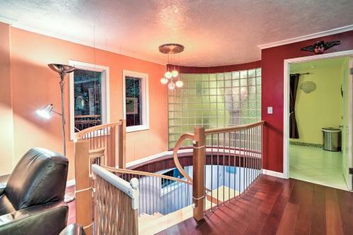 Downtown Anchorage Home, 1 Block To Coastal Trail!