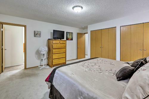 Fairbanks Alaskan Abode, 1 Mi To Pioneer Park