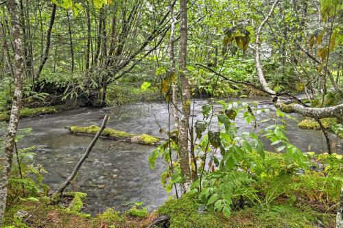 Creekside Seward Cabin With Bbq Fire Pit On 3 Acres!
