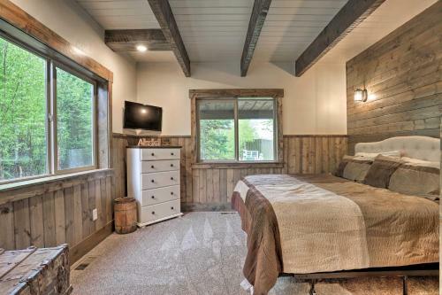 Modern Palmer Cabin With Lazy Mtn View, 2 Mi To River
