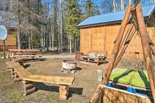Cozy Kenai Riverfront Cabin Fishing Paradise