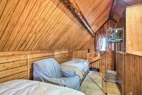 Rustic Sterling Cabin With Kenai River Views!