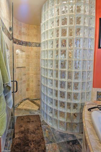 Cave Creek Oasis With Putting Green, Spa And Mtn View!