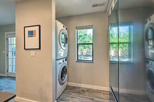Az Home With Proximity To Golf, Downtown And Nau!