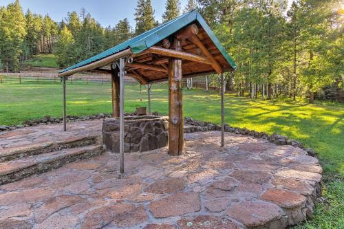 The Lodge At Snover Lodge And Stables In Greer!