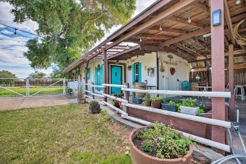 Tolleson Cottage On 1 Acre, 2 Miles To Ism Raceway