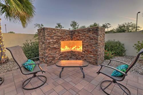 Azure Home Getaway With Outdoor Oasis And Spa!