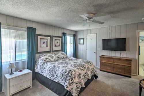 Lake Havasu Home With Pool - 2 Miles To Waterfront!