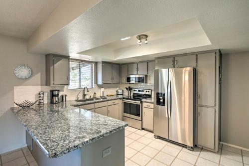 Bright Secluded Home 3mi To Lake Havasu State Park
