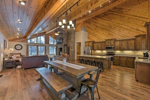 Pinetop Cabin With Game Room Fish, Hike And Golf