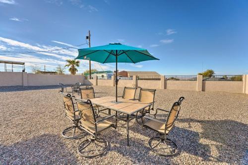 Home With Fire Pit And Grill, 4 Mi To Lake Havasu