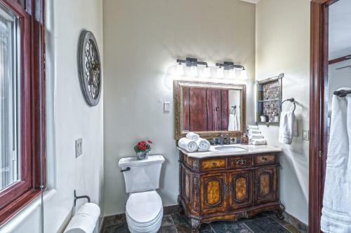 Jerome Copper Mountain - Downtown 3-unit Getaway Home