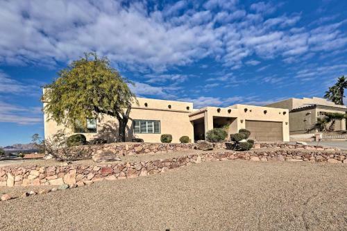 Zen Desert Oasis With Lake View, 1 Mi To Beach!