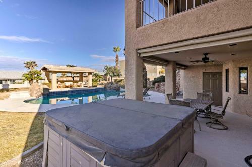 Zen Desert Oasis With Lake View, 1 Mi To Beach!