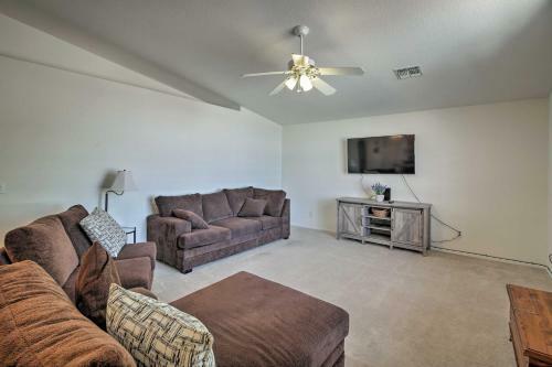 Peaceful Fort Mohave Home 6 Miles Colorado River!