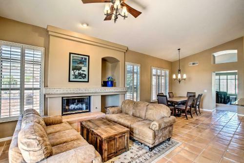 Mesa House On Golf Course With Backyard Oasis!
