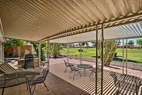 House With Golf Course View And Pool Access!