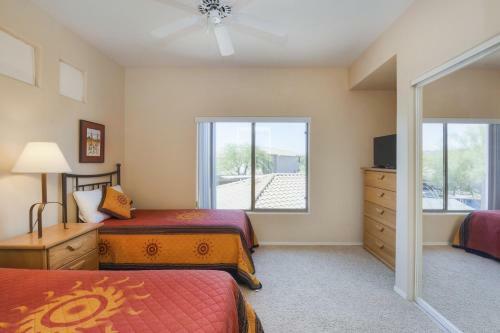 Catalina Mountain Vistas #216
