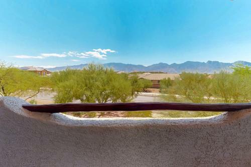 Catalina Mountain Views #212