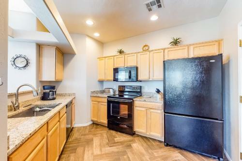 Vistoso Condo #218c