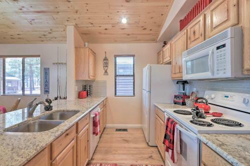 Overgaard Cabin At Bison Ranch With Grill And Deck