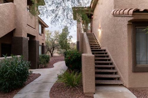 Sunset Sanctuary 3br By Casago