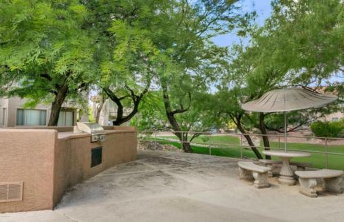 Sunset Sanctuary 3br By Casago