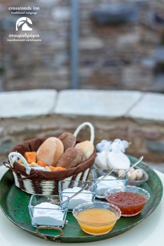 Crossroads Inn Traditional Lodging