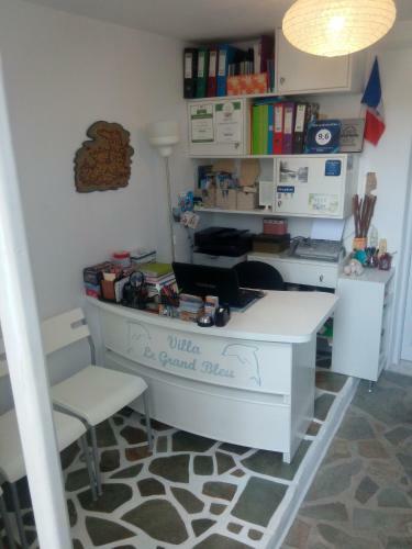 Hostal Villa Le Grand Bleu